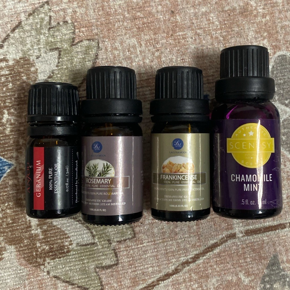 Essential‎ Oil Bundle Scentsy Chamomile Mint Rosemary Frankincense Anjou